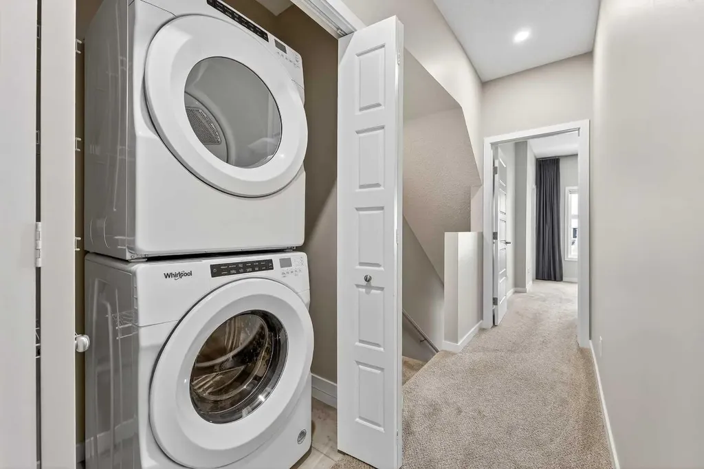 589 Mahogany Road SE Calgary AB T3M 3Y3