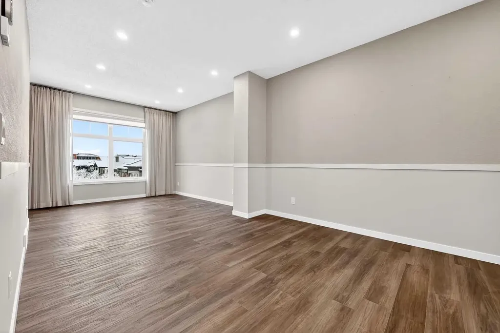 589 Mahogany Road SE Calgary AB T3M 3Y3