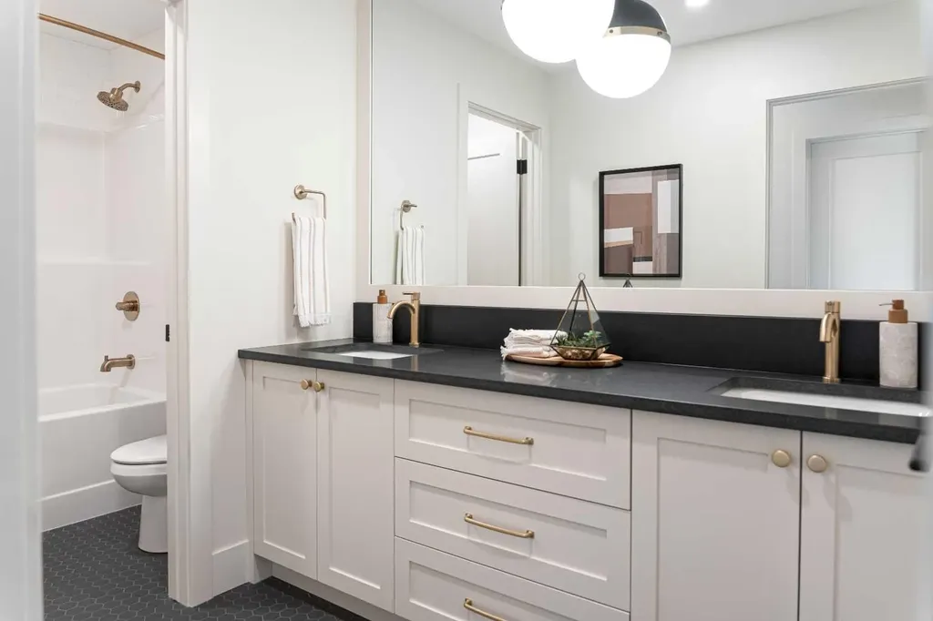 57 Legacy Forest Heights SE Calgary AB T2X 4J3