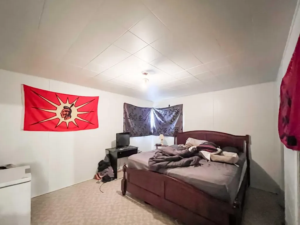 5420 Gravel Avenue Donnelly AB T0H 1G0