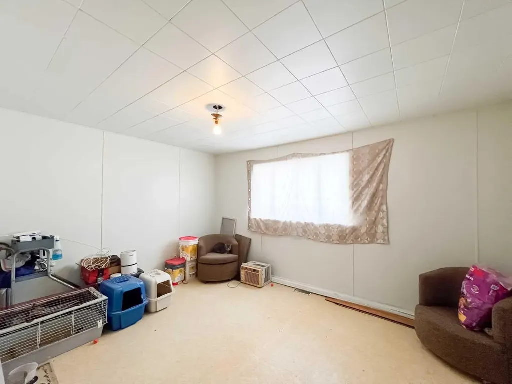 5420 Gravel Avenue Donnelly AB T0H 1G0