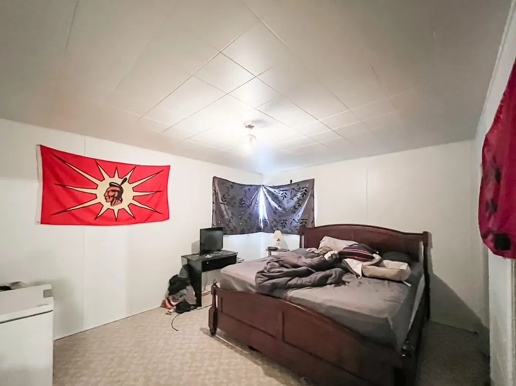 5420 Gravel Avenue Donnelly AB T0H 1G0