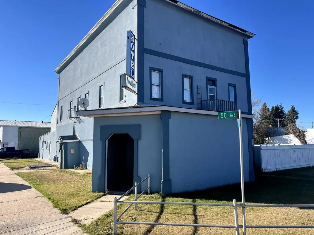 5103 50 Avenue 50 Avenue Innisfree AB T0B2G0