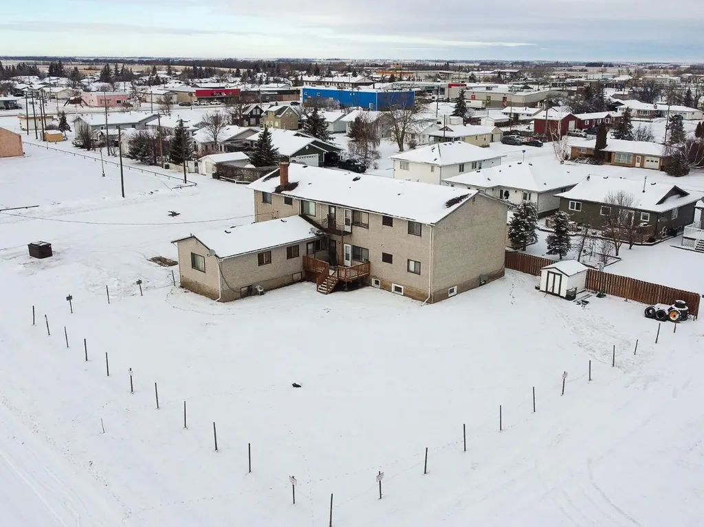 302 1 Street SE Falher AB T0H 1M0