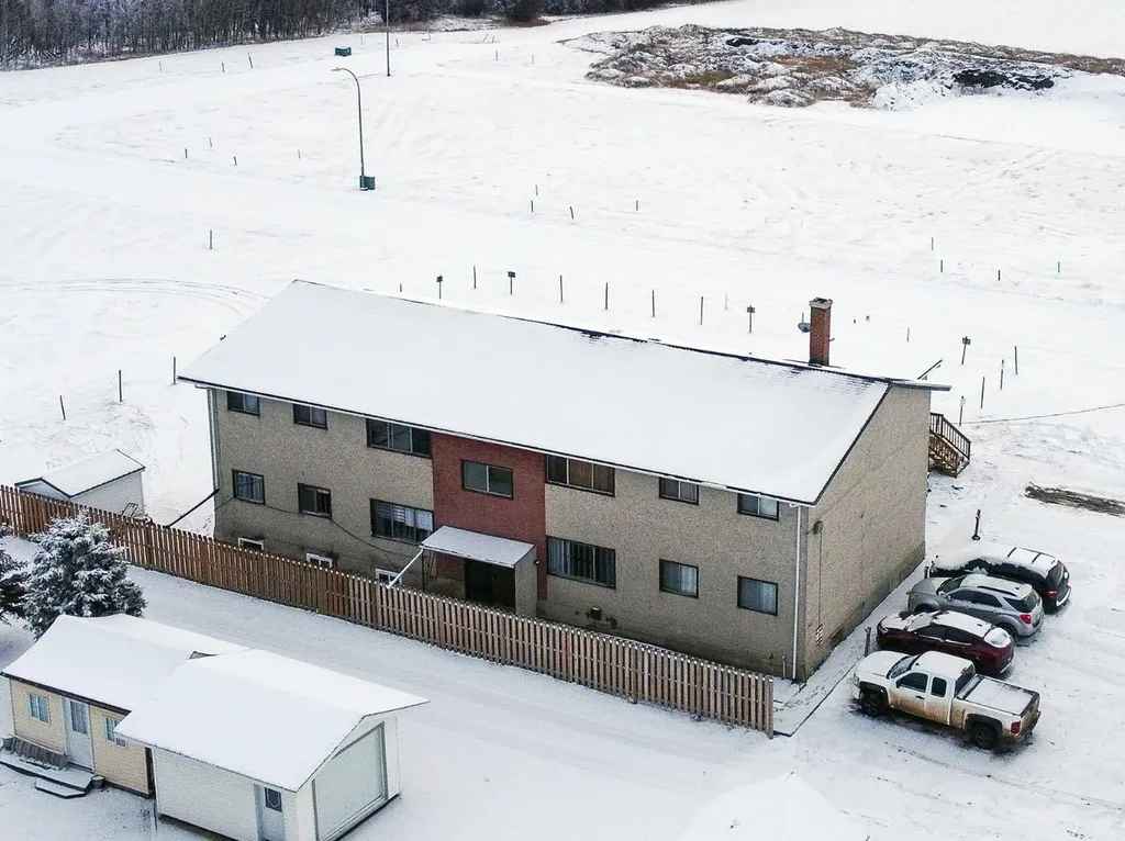 302 1 Street SE Falher AB T0H 1M0