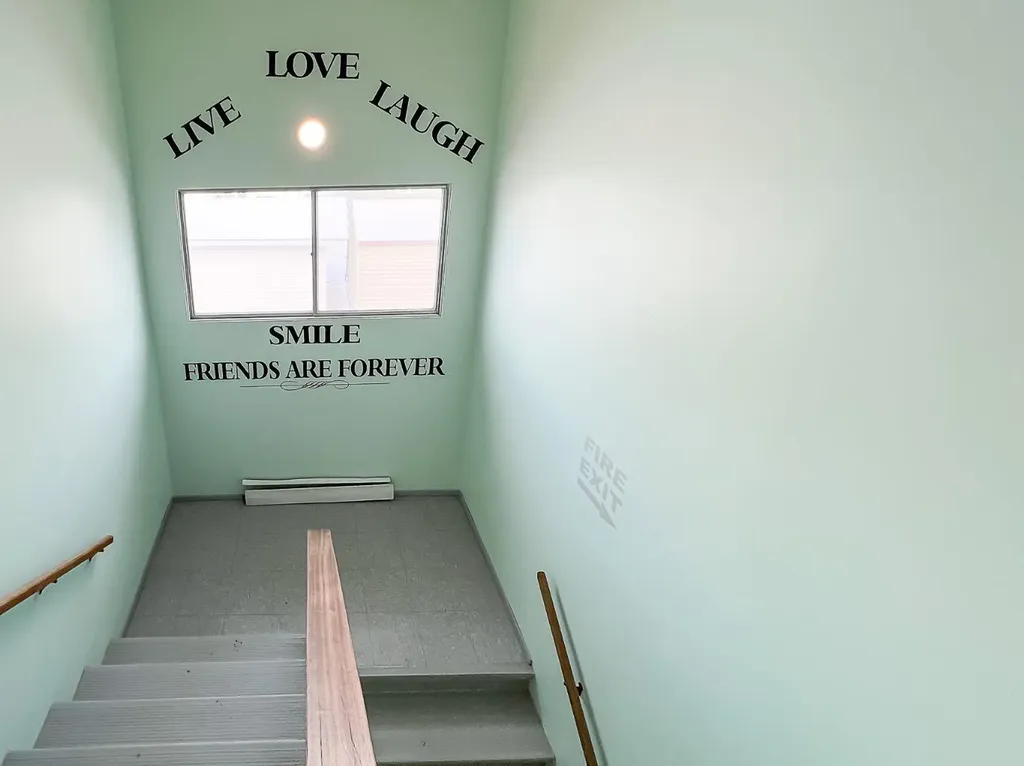 302 1 Street SE Falher AB T0H 1M0