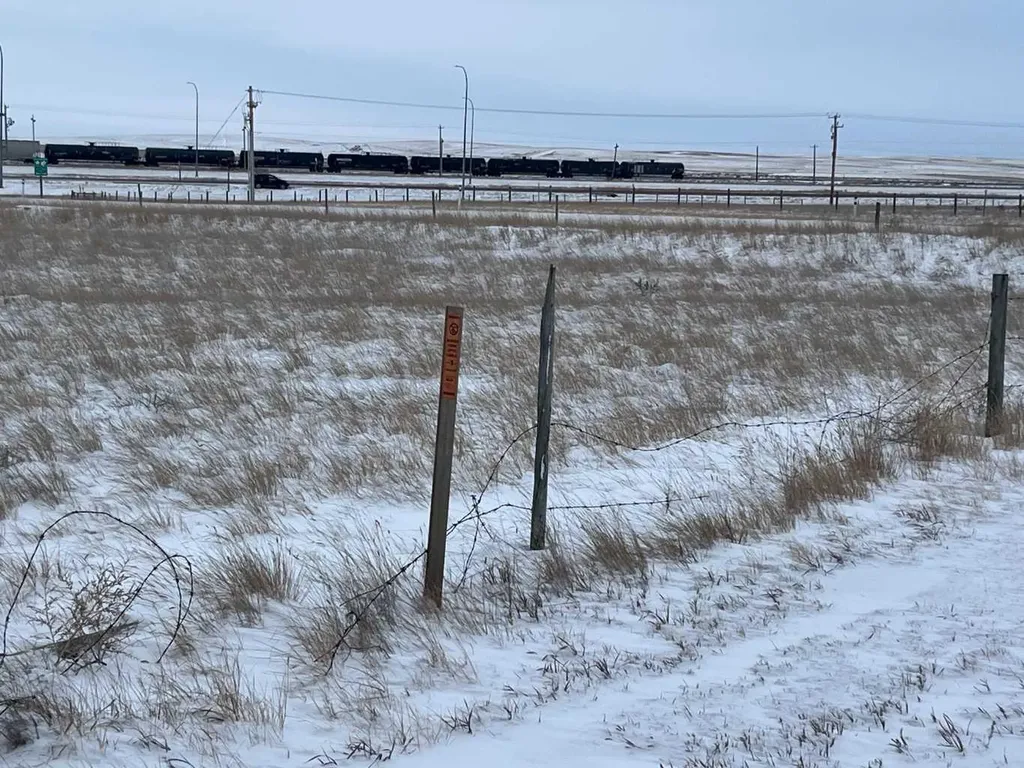 Corner Of Highway 1 & 884 Suffield AB T0J 2N0