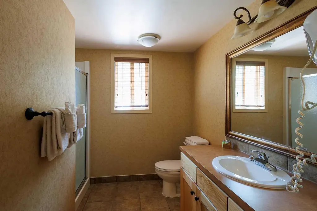 401 4 Street Rural Cypress County AB T0J 1C0