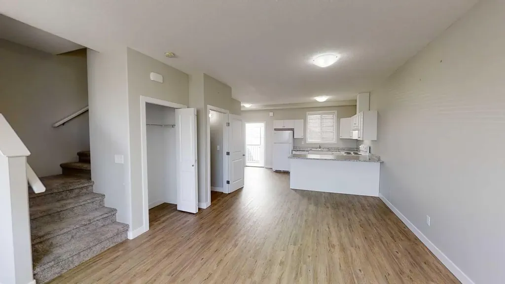 9503 112 Avenue Clairmont AB T8X 5C8