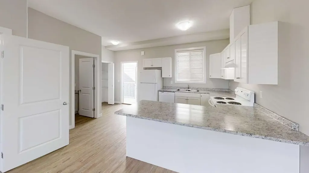 9503 112 Avenue Clairmont AB T8X 5C8