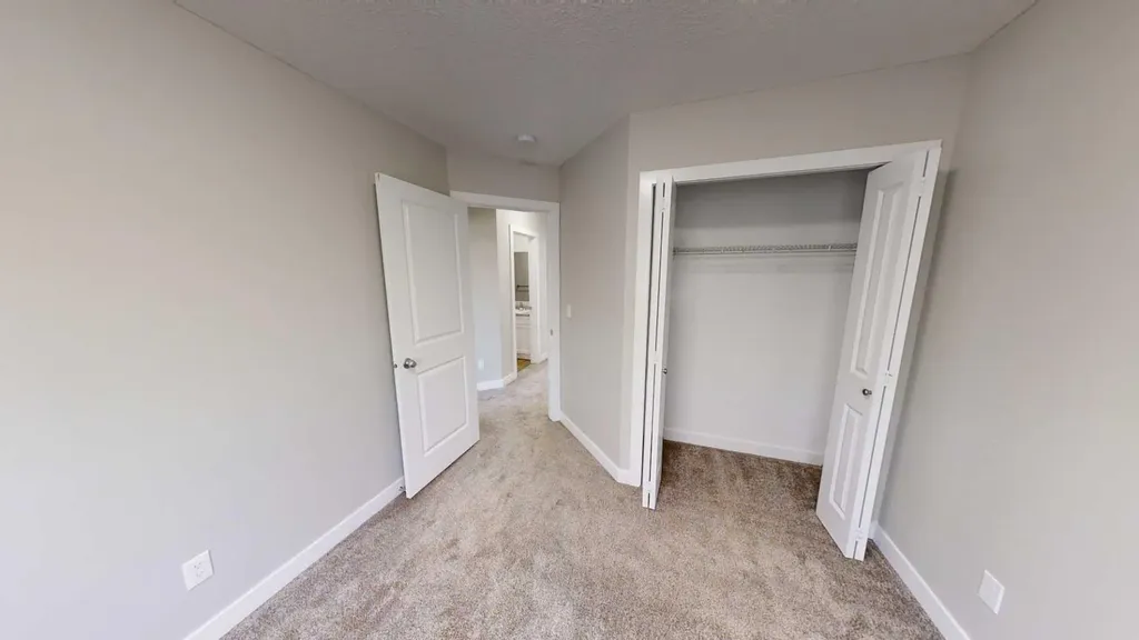 9503 112 Avenue Clairmont AB T8X 5C8