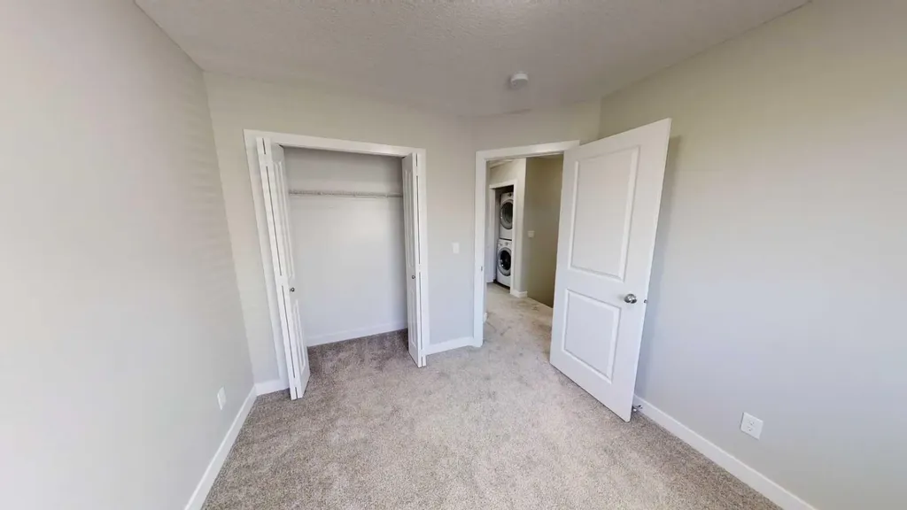 9503 112 Avenue Clairmont AB T8X 5C8