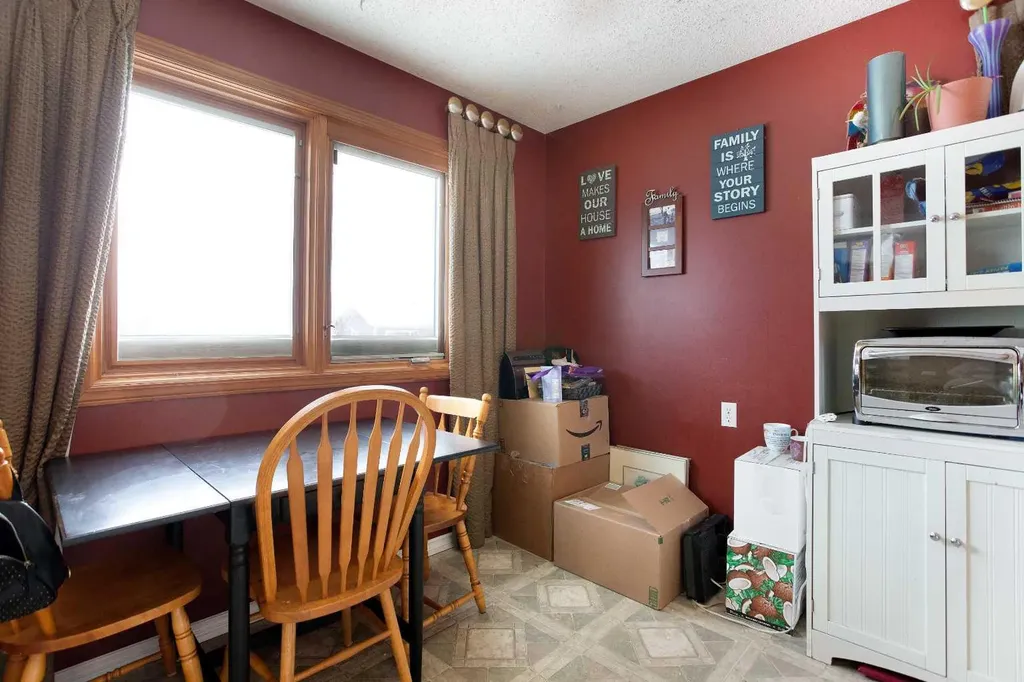 11 Ridgebrook Drive SW Airdrie AB T4B 1A9