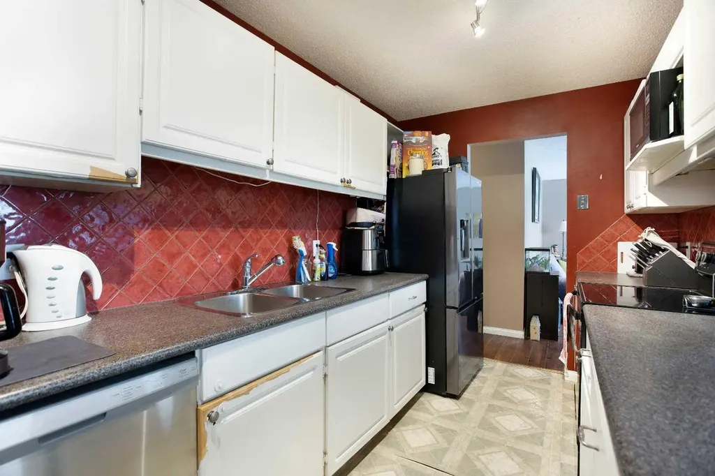 11 Ridgebrook Drive SW Airdrie AB T4B 1A9