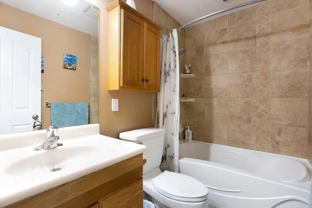 11 Ridgebrook Drive SW Airdrie AB T4B 1A9