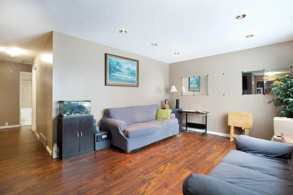 11 Ridgebrook Drive SW Airdrie AB T4B 1A9