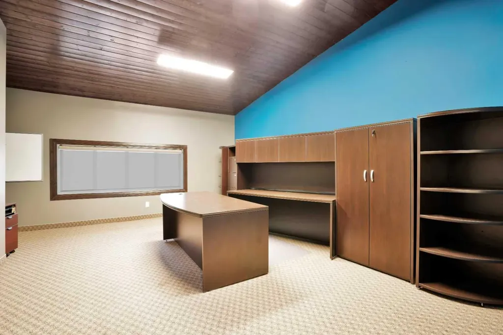 4407 45a Avenue Rocky Mountain House AB T4T 1B2