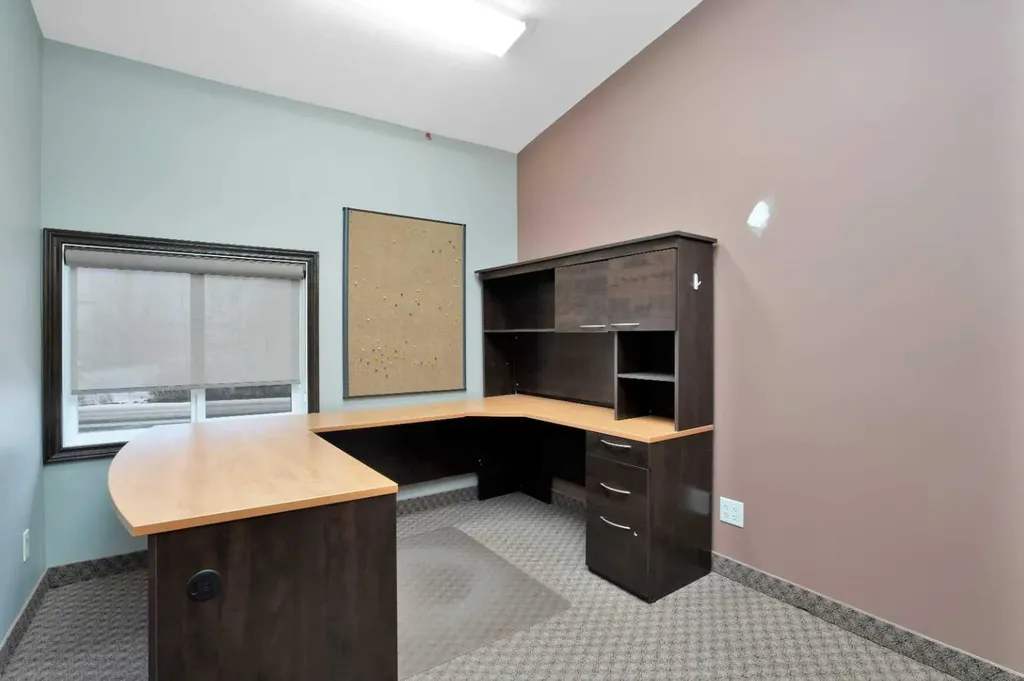 4407 45a Avenue Rocky Mountain House AB T4T 1B2