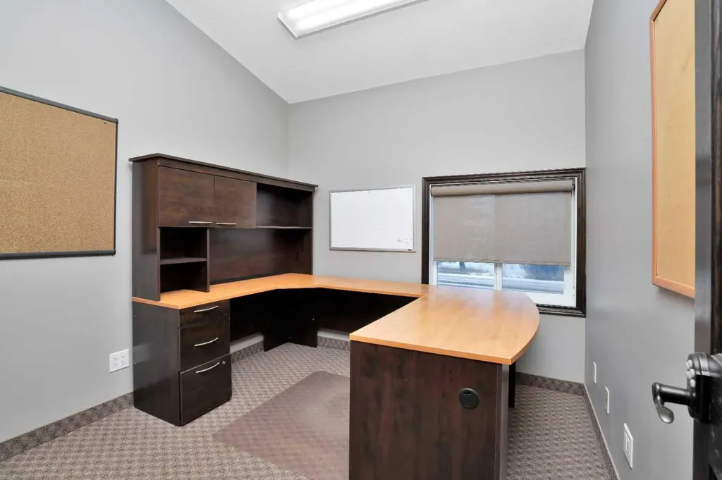 4407 45a Avenue Rocky Mountain House AB T4T 1B2