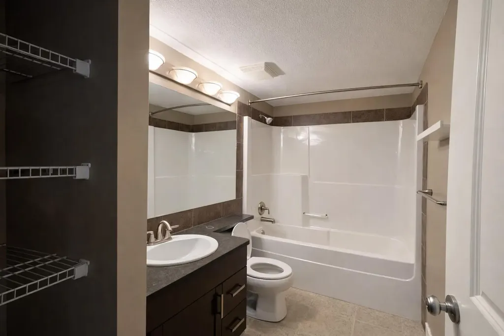 189 Silkstone Road W Lethbridge AB T1J4J9