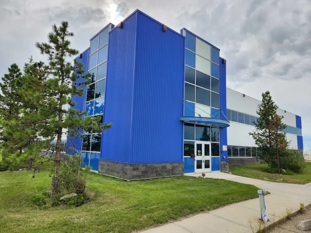 8601 99 Street Clairmont AB T8X 5A8