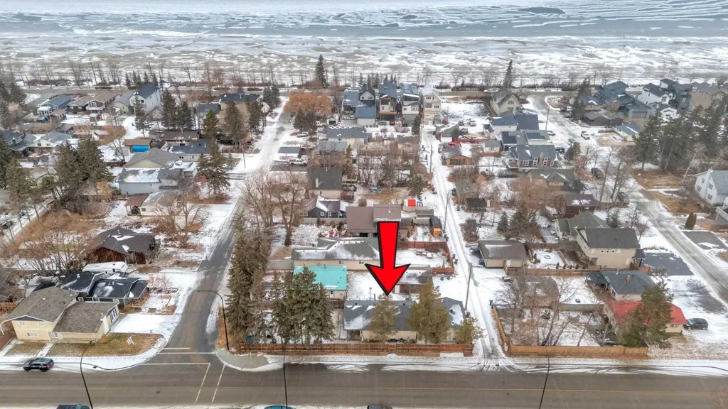 5003 36 Street Sylvan Lake AB T4S 1B2