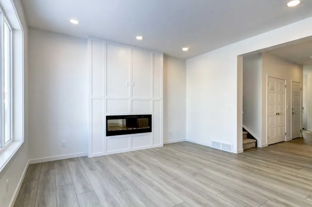 52 Magnolia Green SE Calgary AB T3M 3X8
