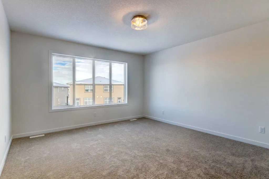 52 Magnolia Green SE Calgary AB T3M 3X8