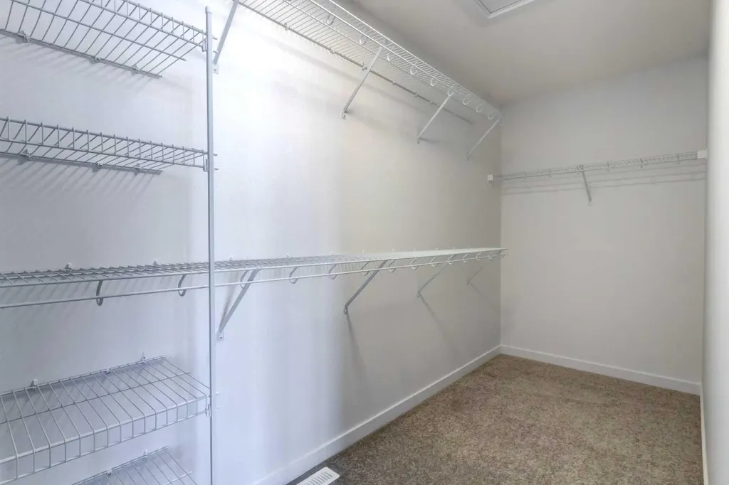 52 Magnolia Green SE Calgary AB T3M 3X8