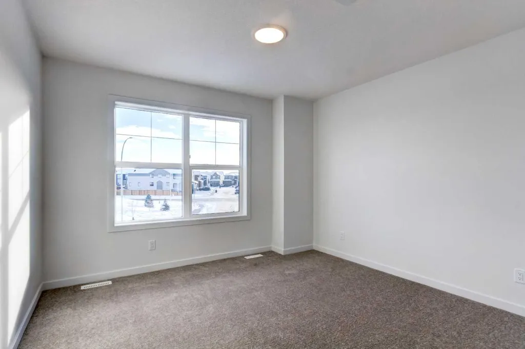 52 Magnolia Green SE Calgary AB T3M 3X8