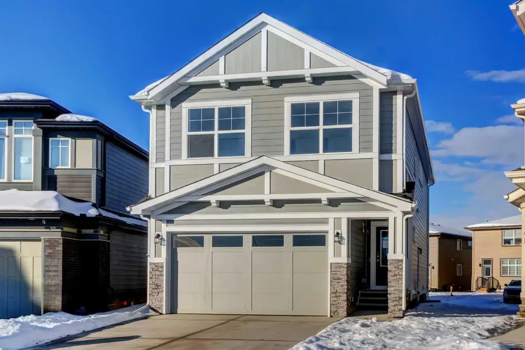 52 Magnolia Green SE Calgary AB T3M 3X8