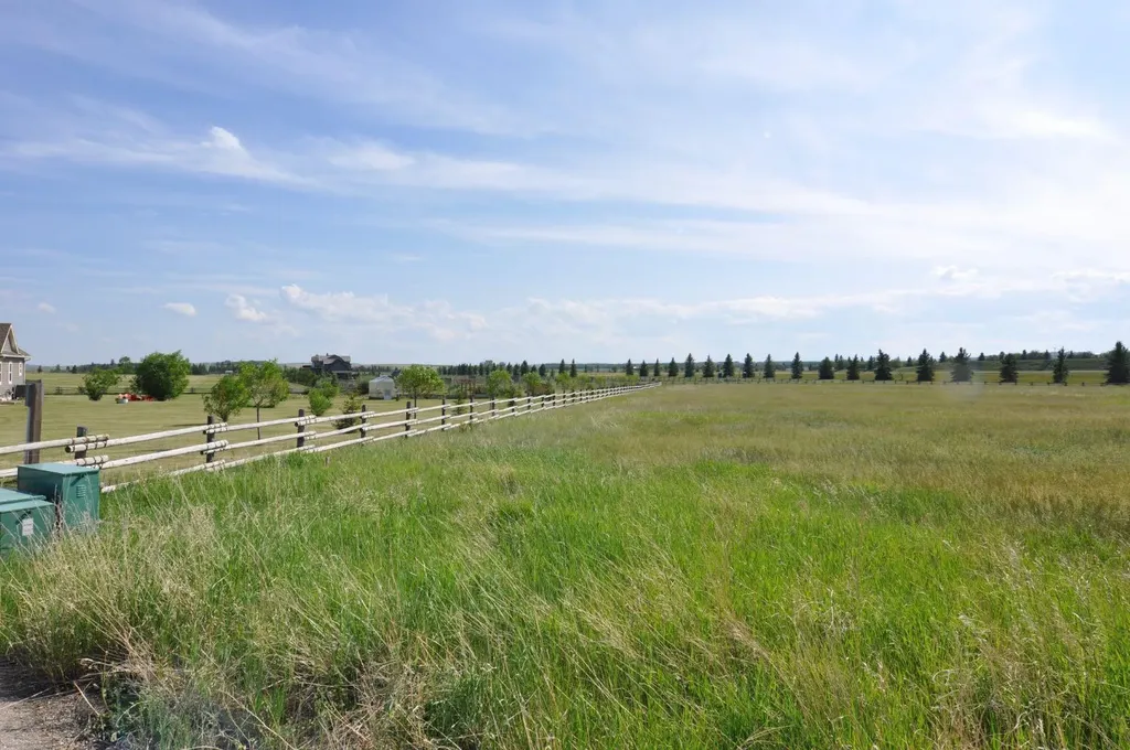 306059 24 Street W Rural Foothills County AB T0L 0X0