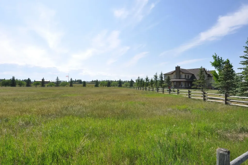 306059 24 Street W Rural Foothills County AB T0L 0X0