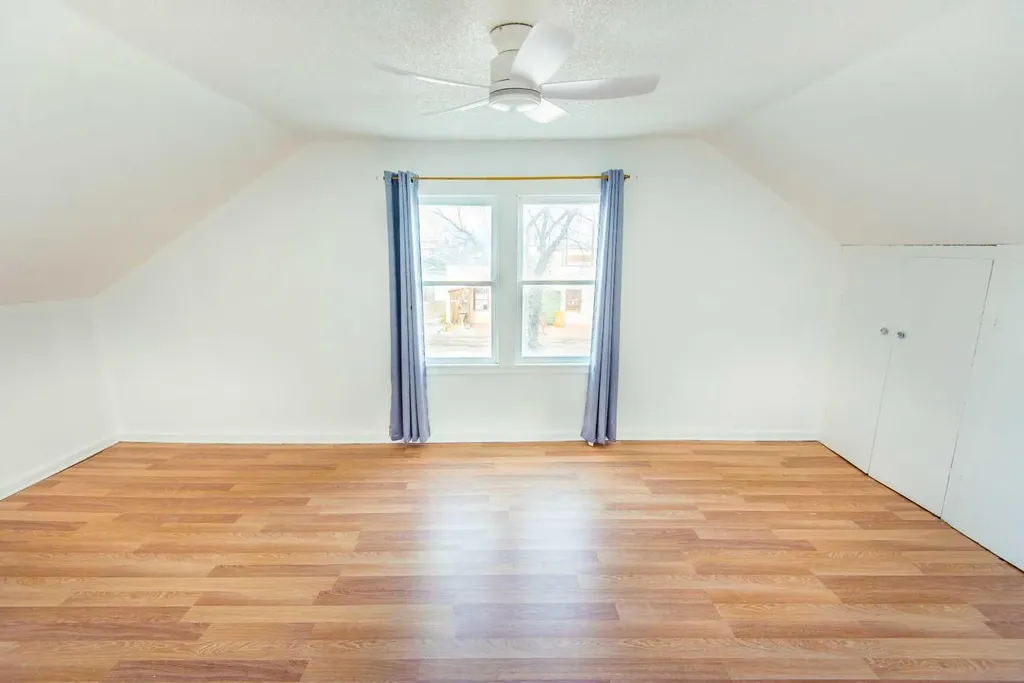 2111 19 Street Nanton AB T2L 1R0