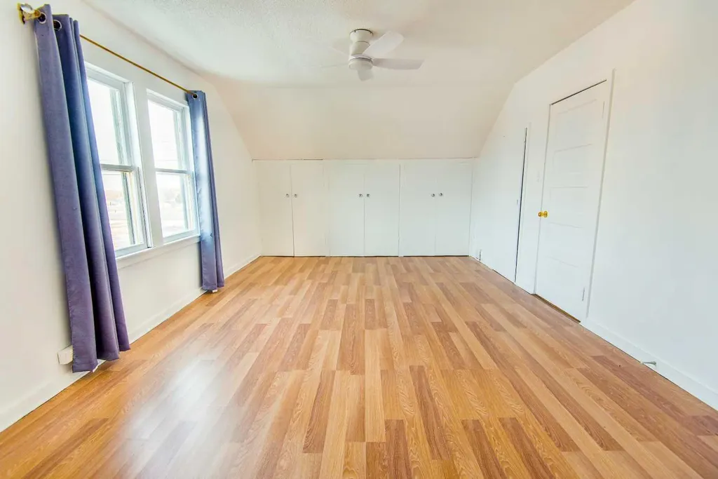 2111 19 Street Nanton AB T2L 1R0