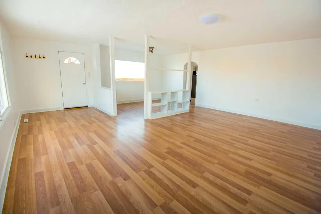 2111 19 Street Nanton AB T2L 1R0