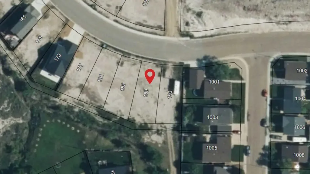 189 10 Avenue SE Drumheller AB T0J 0Y6
