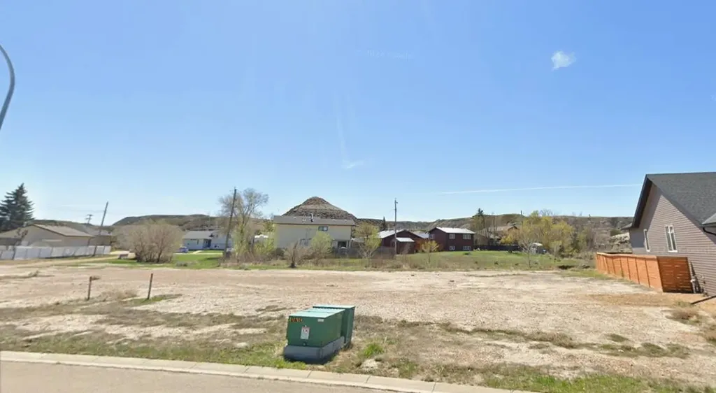 189 10 Avenue SE Drumheller AB T0J 0Y6