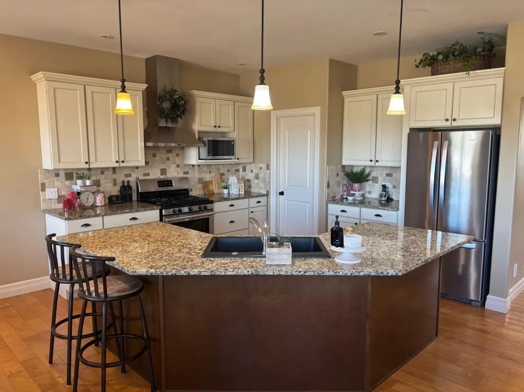 217 6 Avenue Stirling AB T0K 2E0