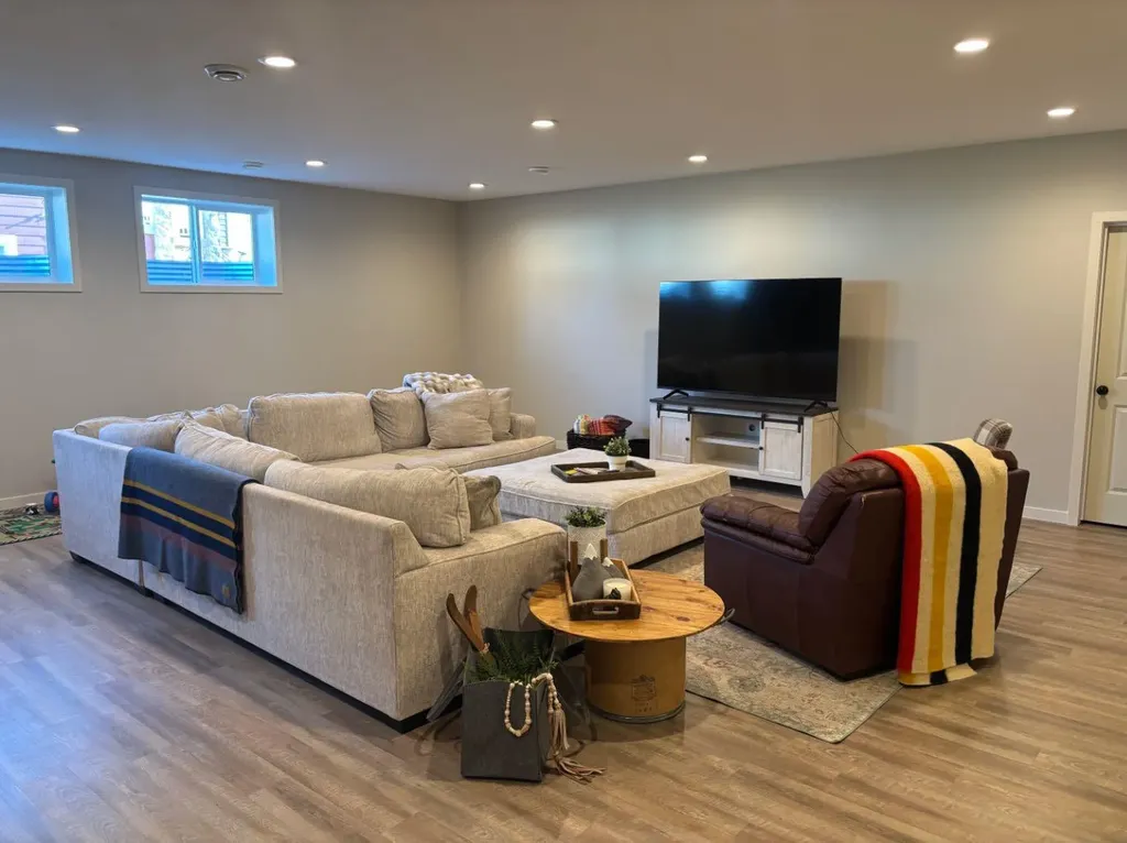 217 6 Avenue Stirling AB T0K 2E0