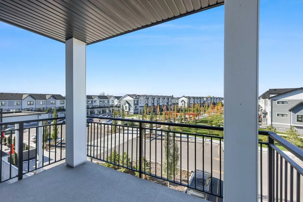 255 Les Jardins Park SE Calgary AB T2C 5W9