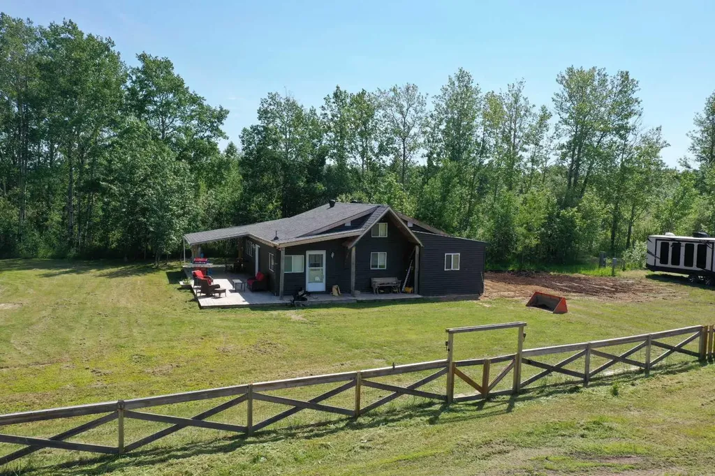 163033 Twp Road 714 Wandering River AB T0A 3M0