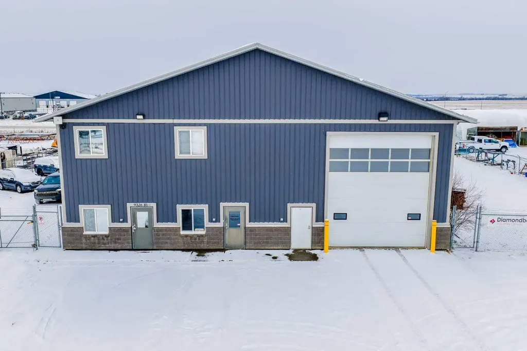 9326 81 Avenue Clairmont AB T8X 0M9