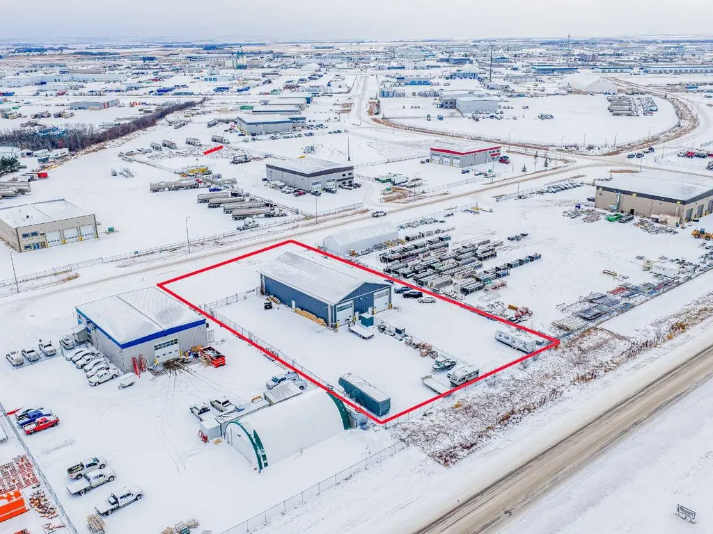 9326 81 Avenue Clairmont AB T8X 0M9