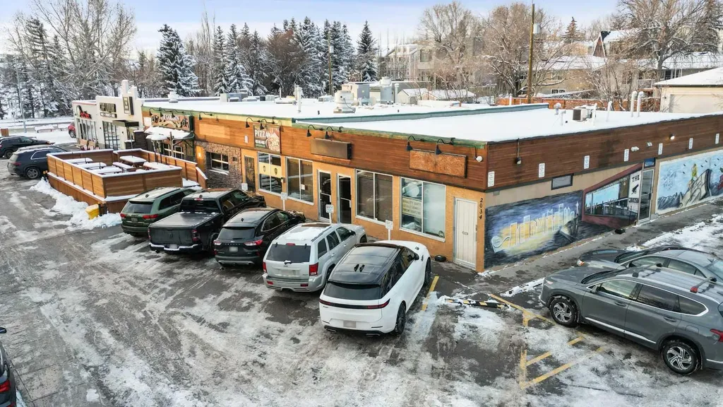 2028-2032-2040 42 Avenue SW Calgary AB T2T 2M7