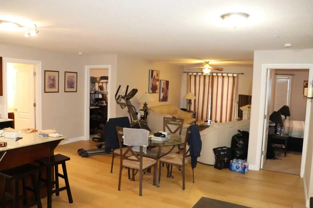 5037 7 Avenue Edson AB T7E 0A8