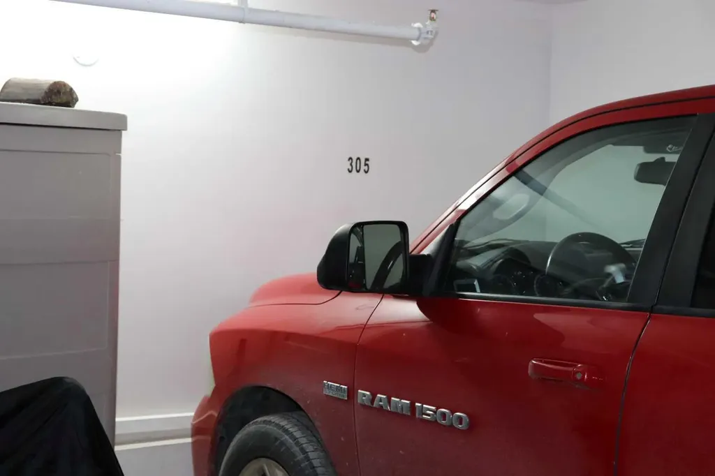 5037 7 Avenue Edson AB T7E 0A8