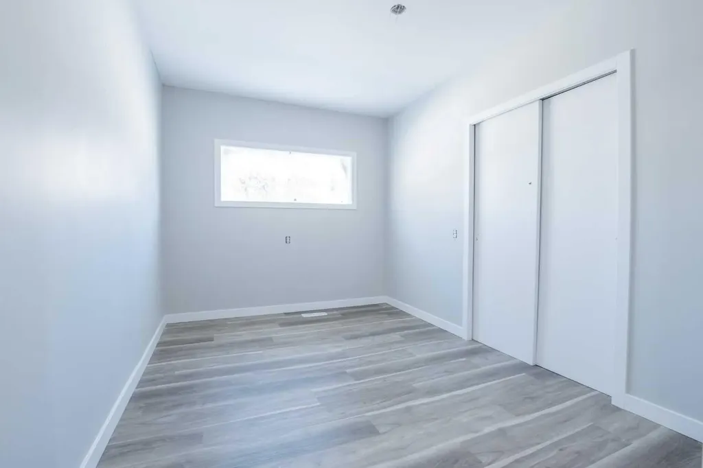 9513 105 Avenue Grande Prairie AB T8V 1G5