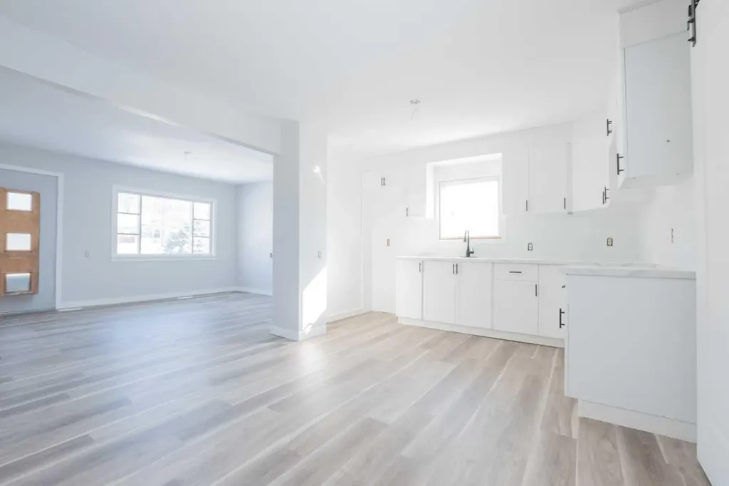 9513 105 Avenue Grande Prairie AB T8V 1G5