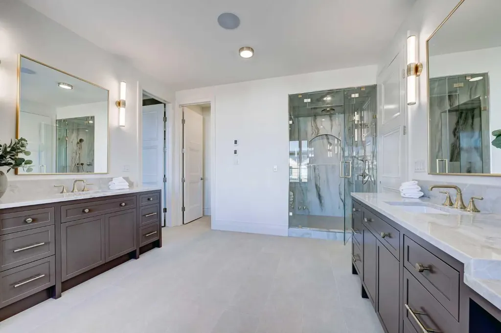 3614 10 Street SW Calgary AB T2T 3H8
